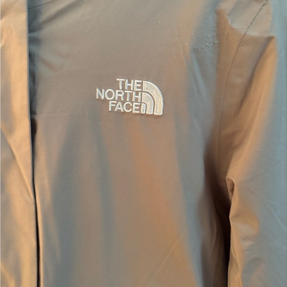 The North Face City Breeze Insulated Parka - Picture 8 of 15